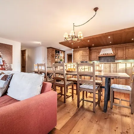 Ayous - By Emerald Verbier