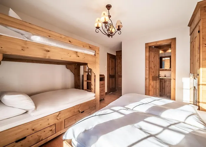 Ayous - By Emerald 아파트